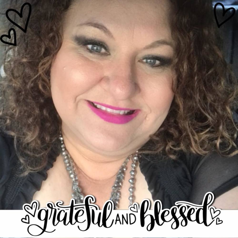 Meet your Posher, Angie